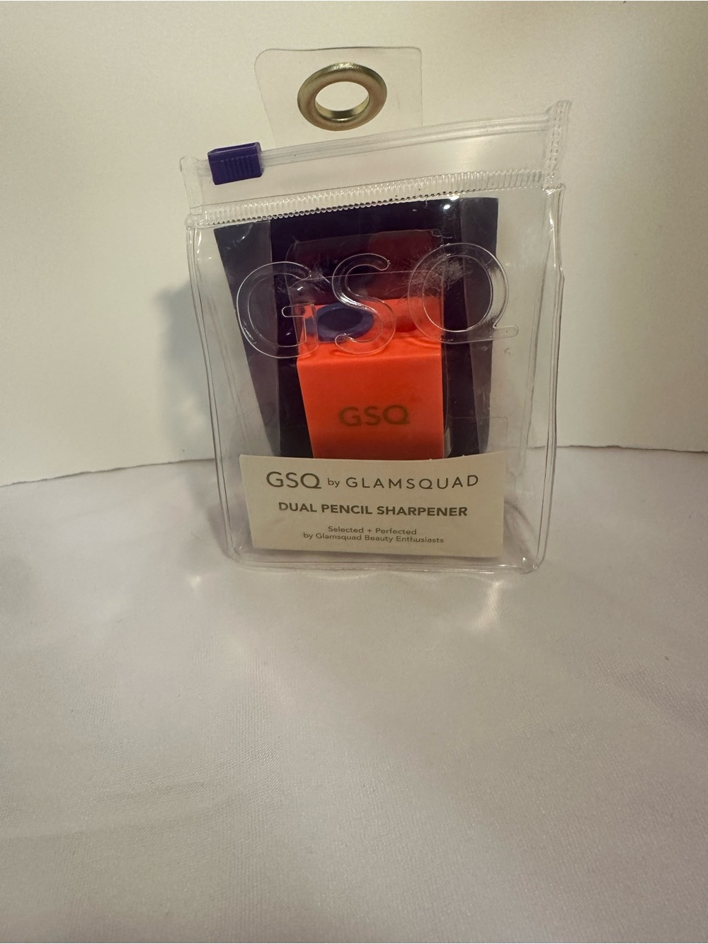 GSQ by Glamsquad "Less Stress" Beauty Bundle Brush Tweezers Blender Nail File - Picture 4 of 6